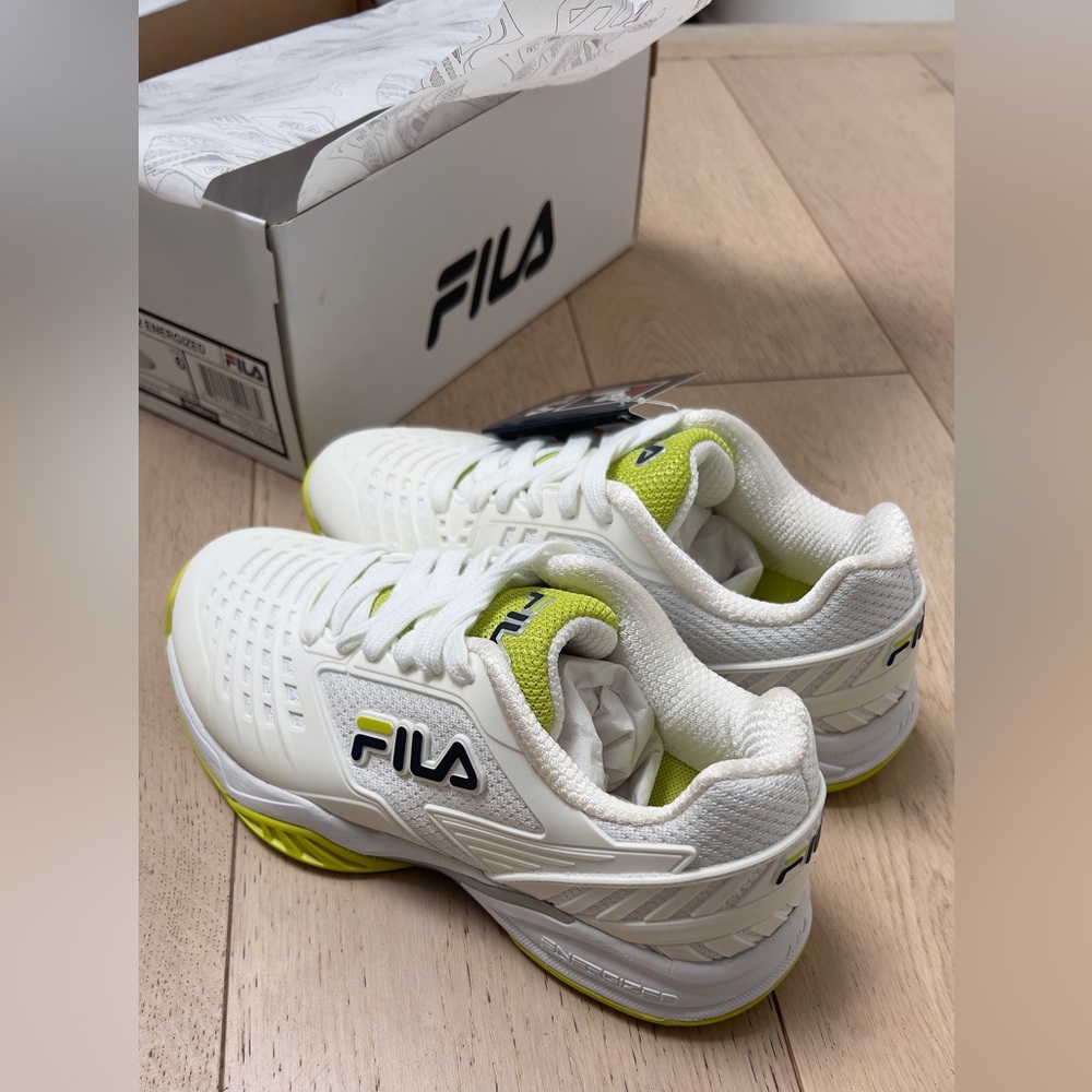 Fila Axilus 2 Energized Tennis Shoe, Size 6, White & Neon